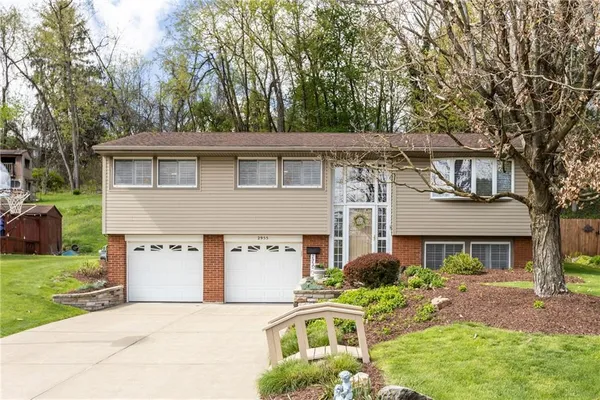 $375,000 | 2955 Kings Mill Road, Bethel Park, PA 15102