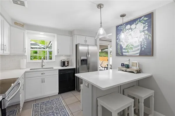 $375,000 | 2955 Kings Mill Road, Bethel Park, PA 15102