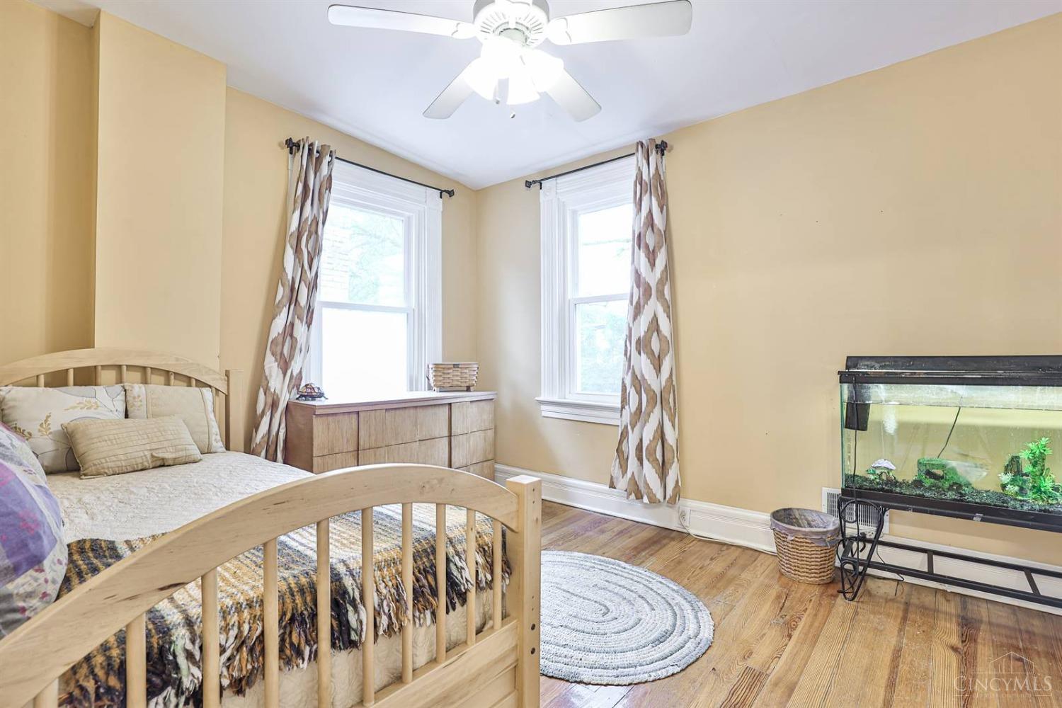 529 Riddle Road Cincinnati, OH 45220 - Photo 17 of 30 Gallery Image 17