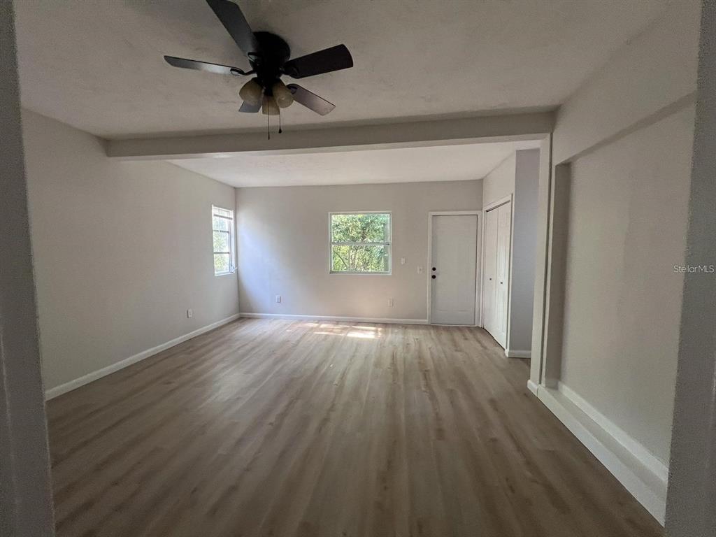 1353 Lakeview Road Clearwater, FL 33756 - Photo 5 of 11
