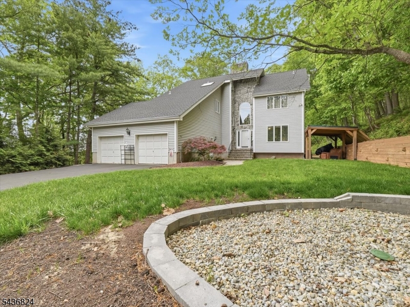 1079 Hoffman Road Bridgewater, NJ 08807 - Photo 7 of 50