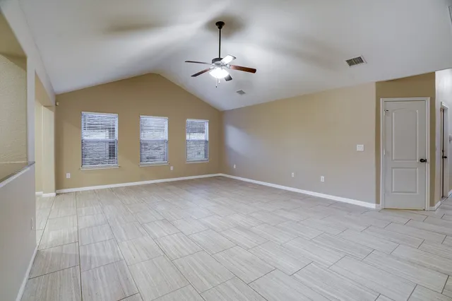 $2,175 | 916 Palo Duro Loop, Round Rock, TX 78664