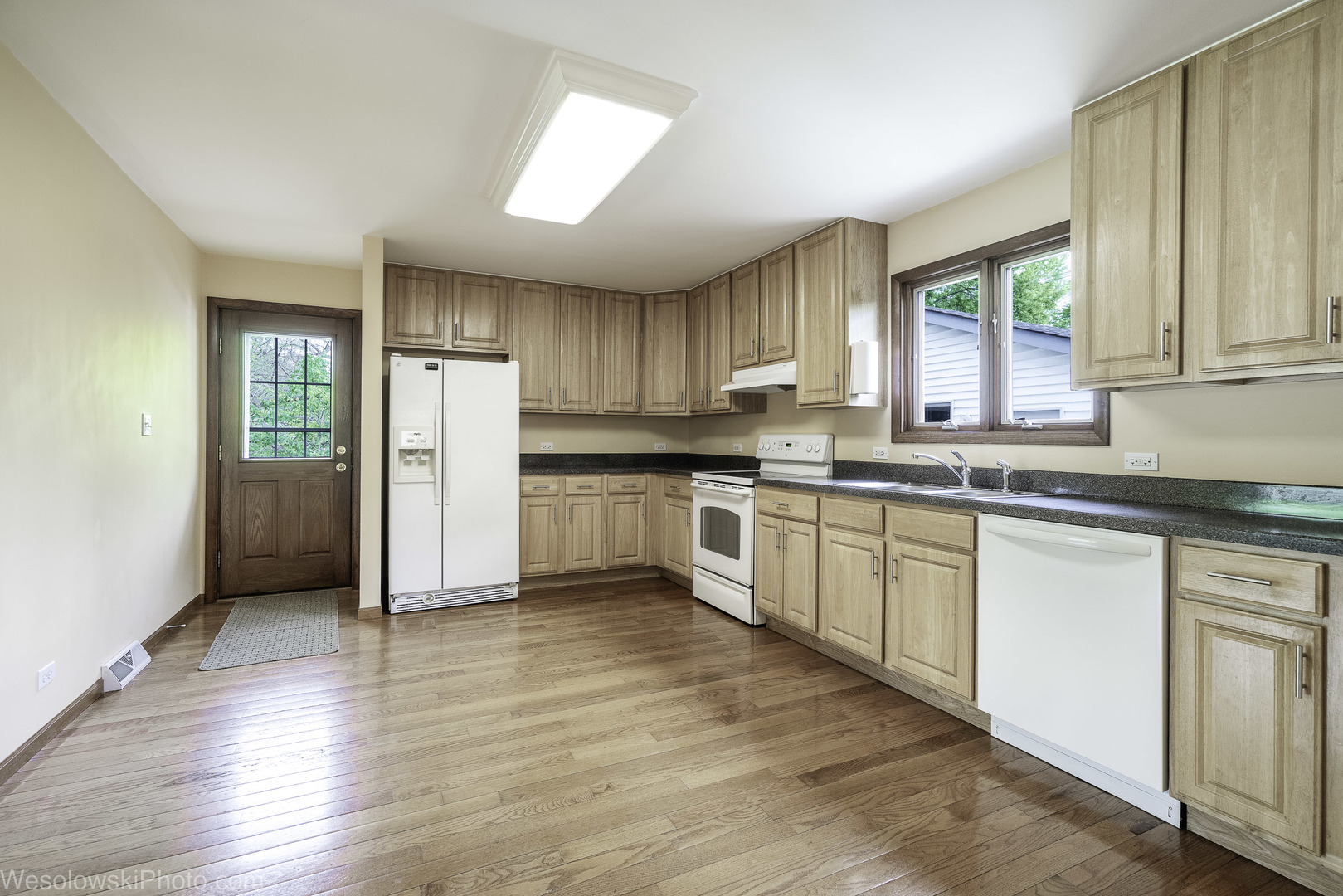 511 West Palatine Road Palatine, IL 60067 - Photo 10 of 30 Gallery Image 10