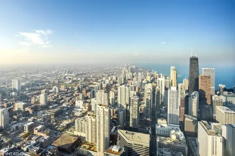 $1,250,000 | 401 North Wabash Avenue, Unit 80B, Chicago, IL 60611