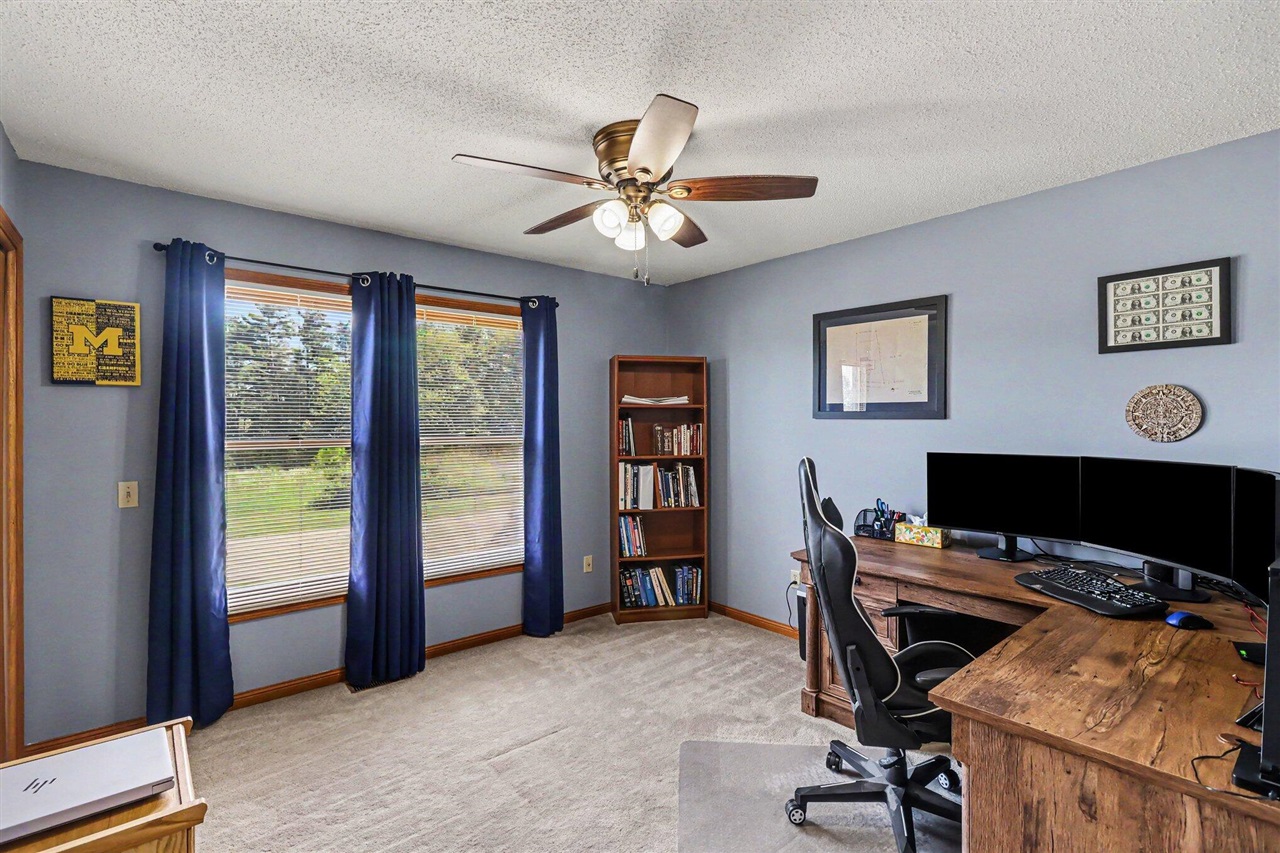 2685 Hunters Point Kalamazoo, MI 49048 - Photo 16 of 37 Gallery Image 16
