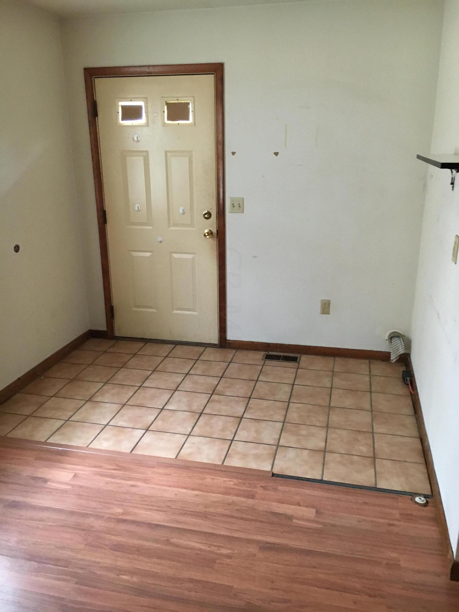 2998 Howey Road Columbus, OH 43224 - Photo 12 of 21
