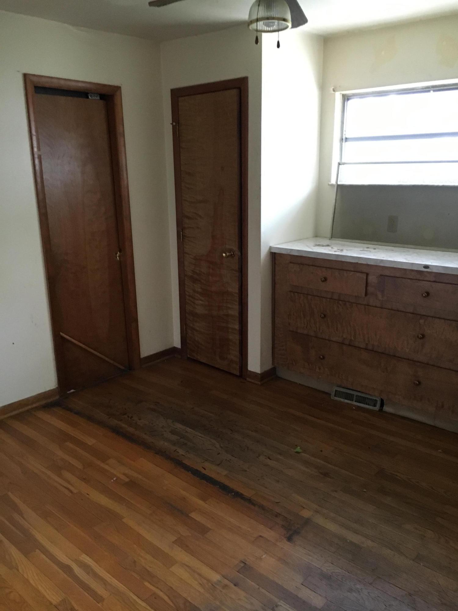 2998 Howey Road Columbus, OH 43224 - Photo 7 of 21