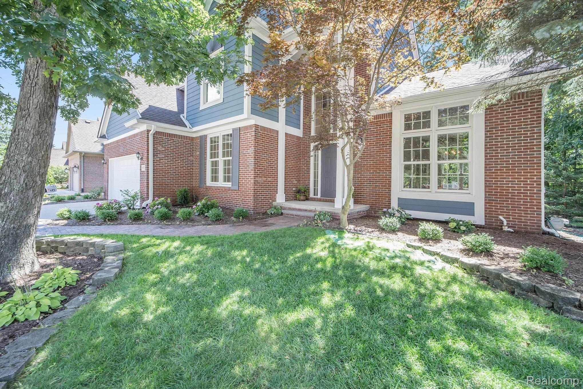 697 Lake Ridge Road Rochester, MI 48307 - Photo 3 of 42 017A2388.jpg