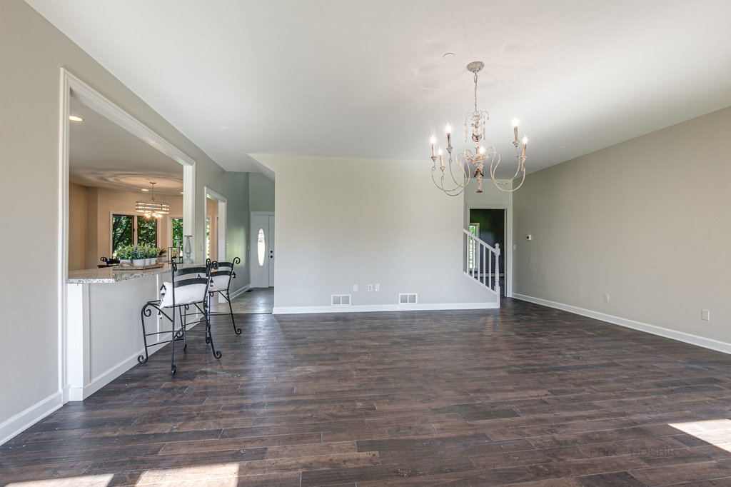 6909 Tall Grass Court Spring Grove, IL 60081 - Photo 15 of 60