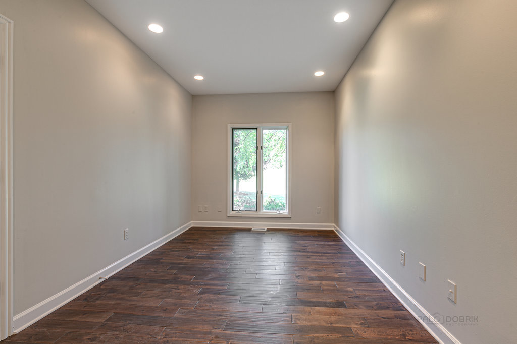 6909 Tall Grass Court Spring Grove, IL 60081 - Photo 24 of 60