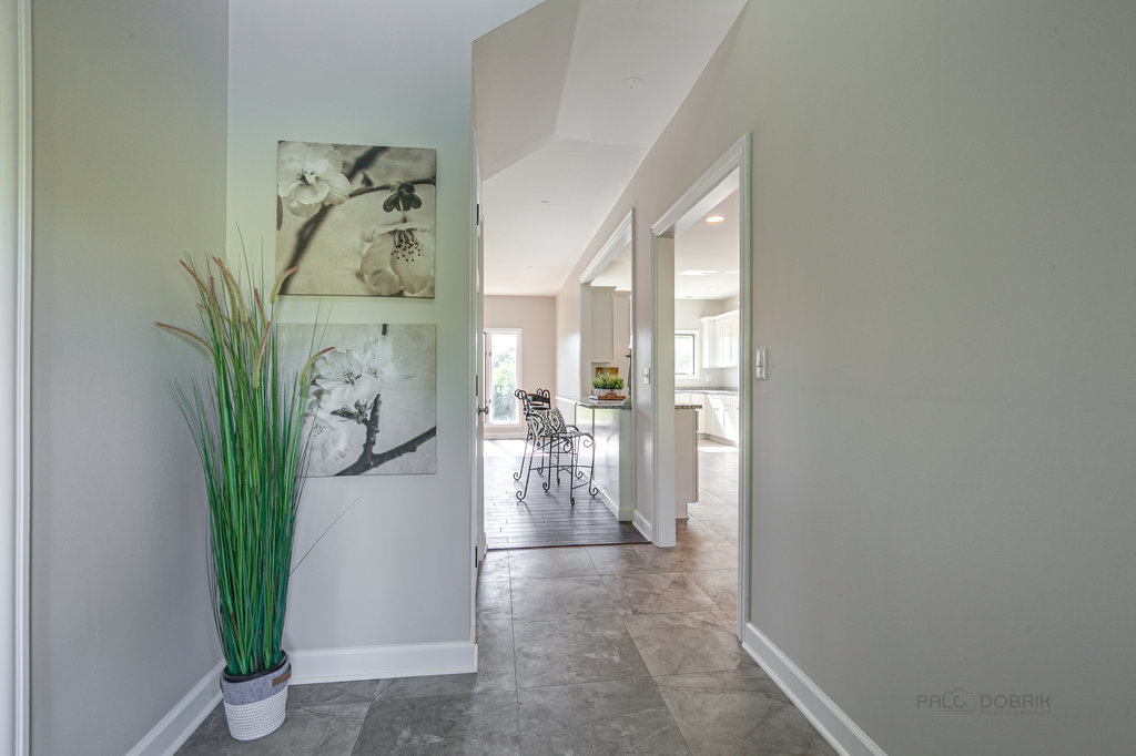 6909 Tall Grass Court Spring Grove, IL 60081 - Photo 4 of 60