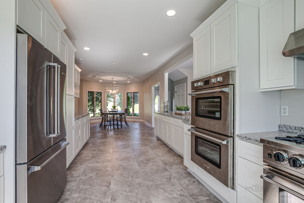 6909 Tall Grass Court Spring Grove, IL 60081 - Photo 5 of 60