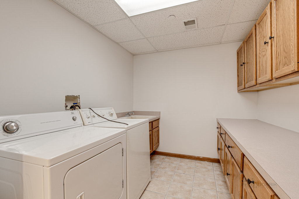 6909 Tall Grass Court Spring Grove, IL 60081 - Photo 44 of 60
