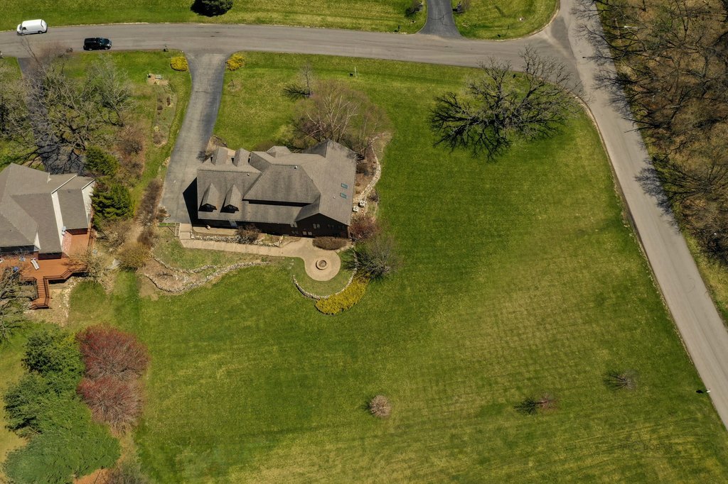 6909 Tall Grass Court Spring Grove, IL 60081 - Photo 51 of 60