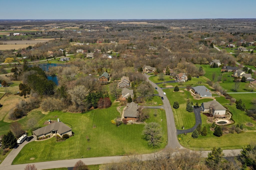 6909 Tall Grass Court Spring Grove, IL 60081 - Photo 57 of 60