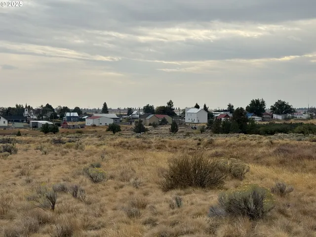 a view of a lake view