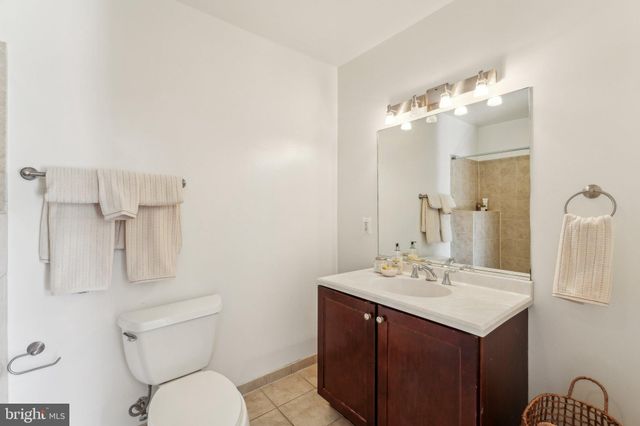$615,000 | 701 Lamont Street Northwest, Unit PH50, Washington, DC 20010