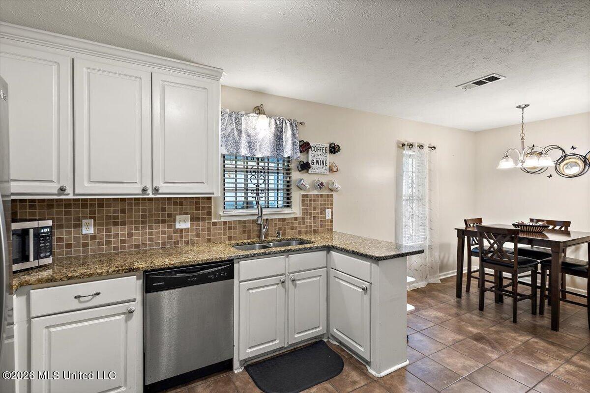 6 Canary Place Jackson, MS 39204 - Photo 14 of 26 13189