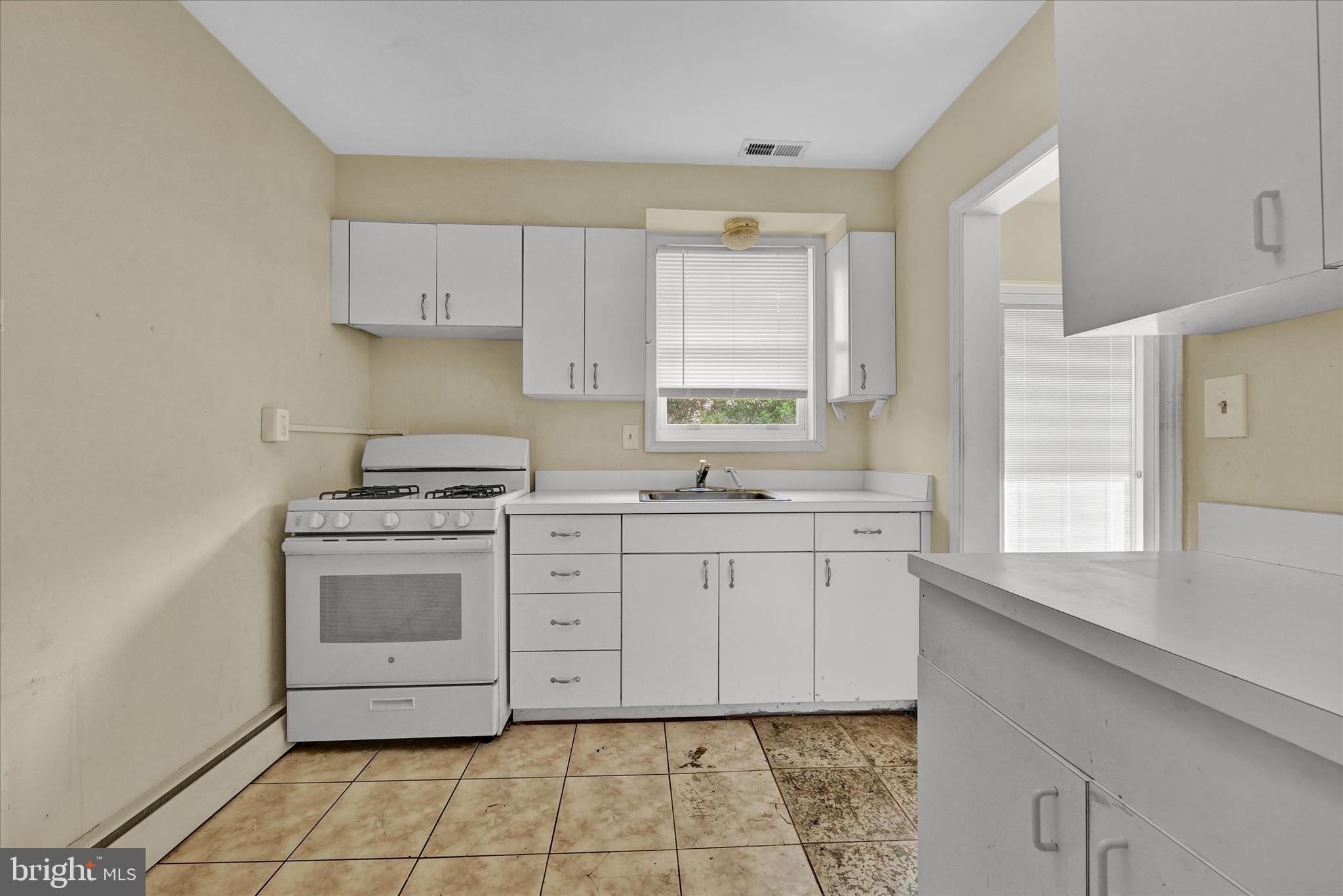 8831 Orchard Road Pikesville, MD 21208 - Photo 11 of 31 Gallery Image 11
