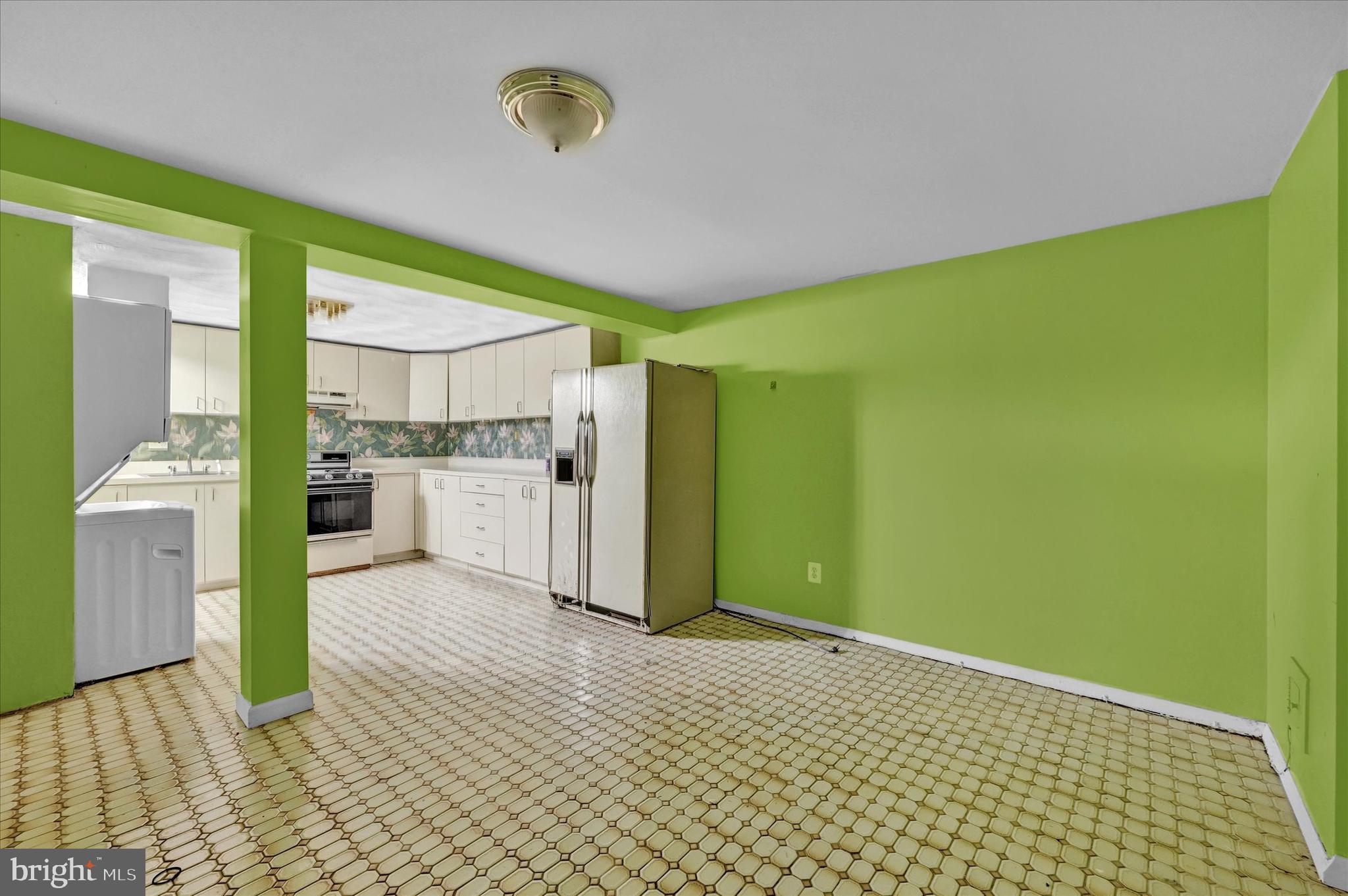 8831 Orchard Road Pikesville, MD 21208 - Photo 17 of 31 Gallery Image 17