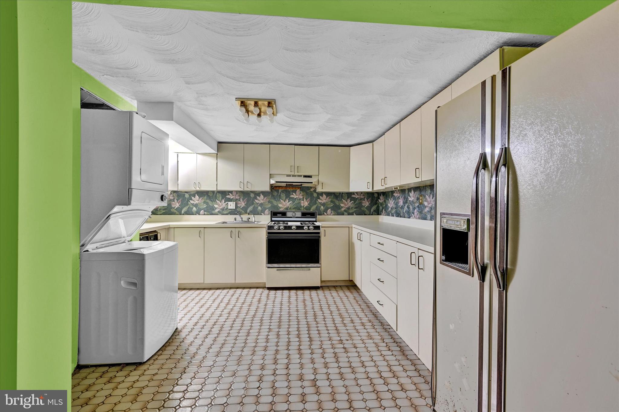 8831 Orchard Road Pikesville, MD 21208 - Photo 19 of 31 Gallery Image 19