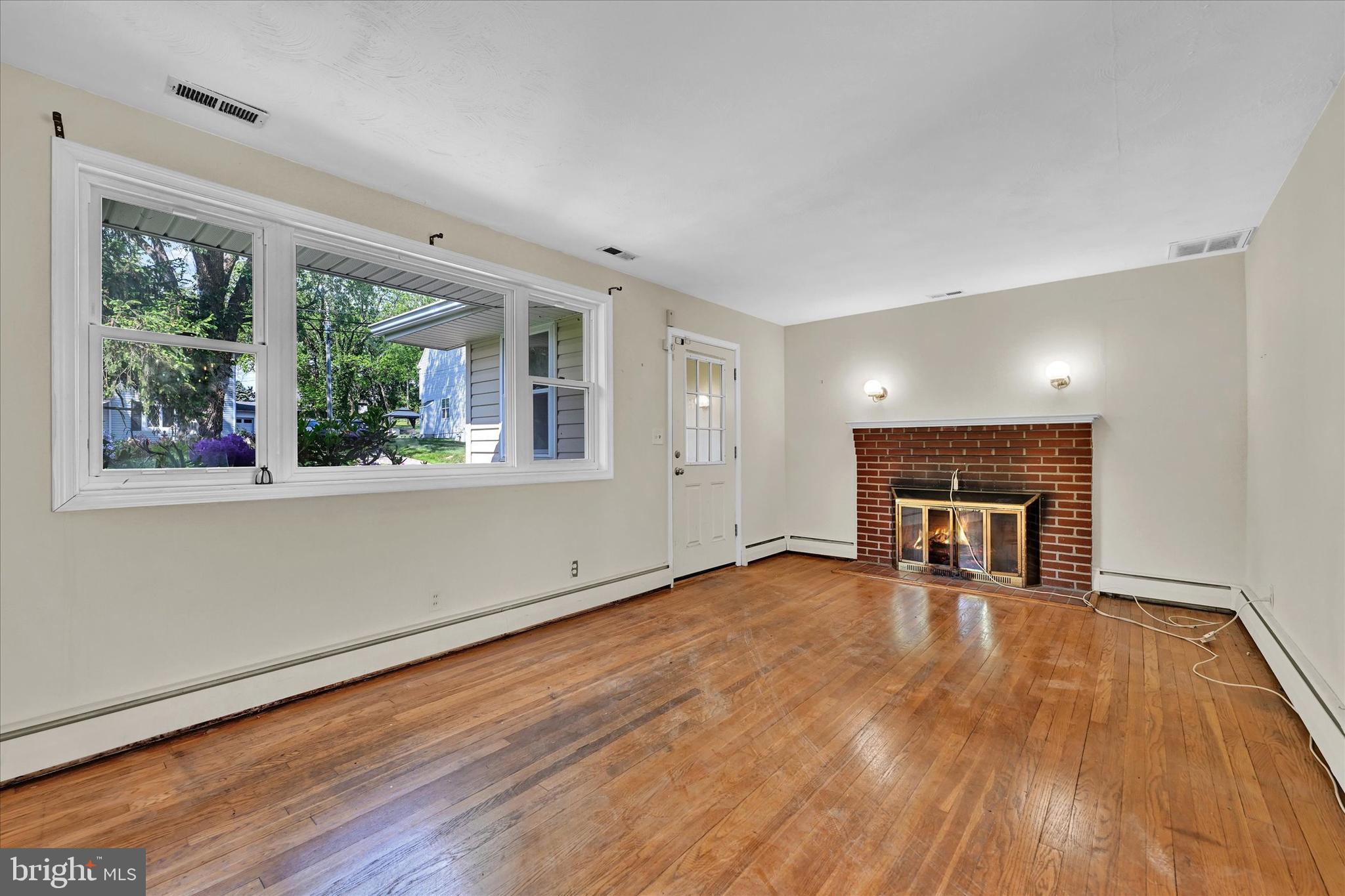 8831 Orchard Road Pikesville, MD 21208 - Photo 6 of 31 Gallery Image 6