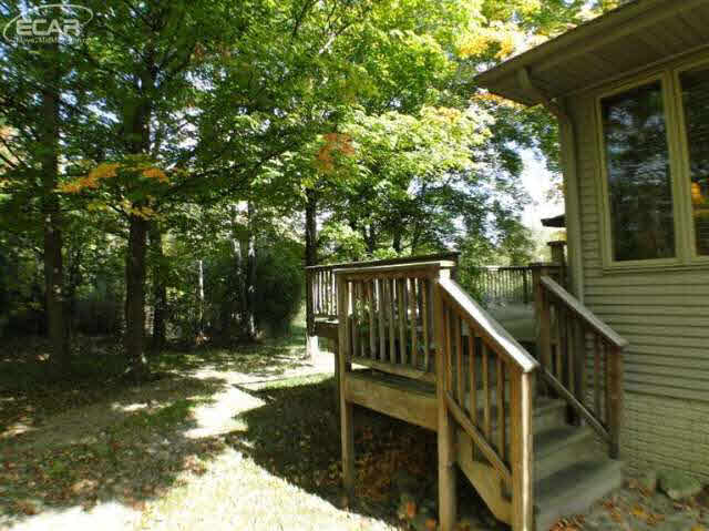 1325 Vandekarr Road Owosso, MI 48867 - Photo 27 of 38 20449851-26.JPG
