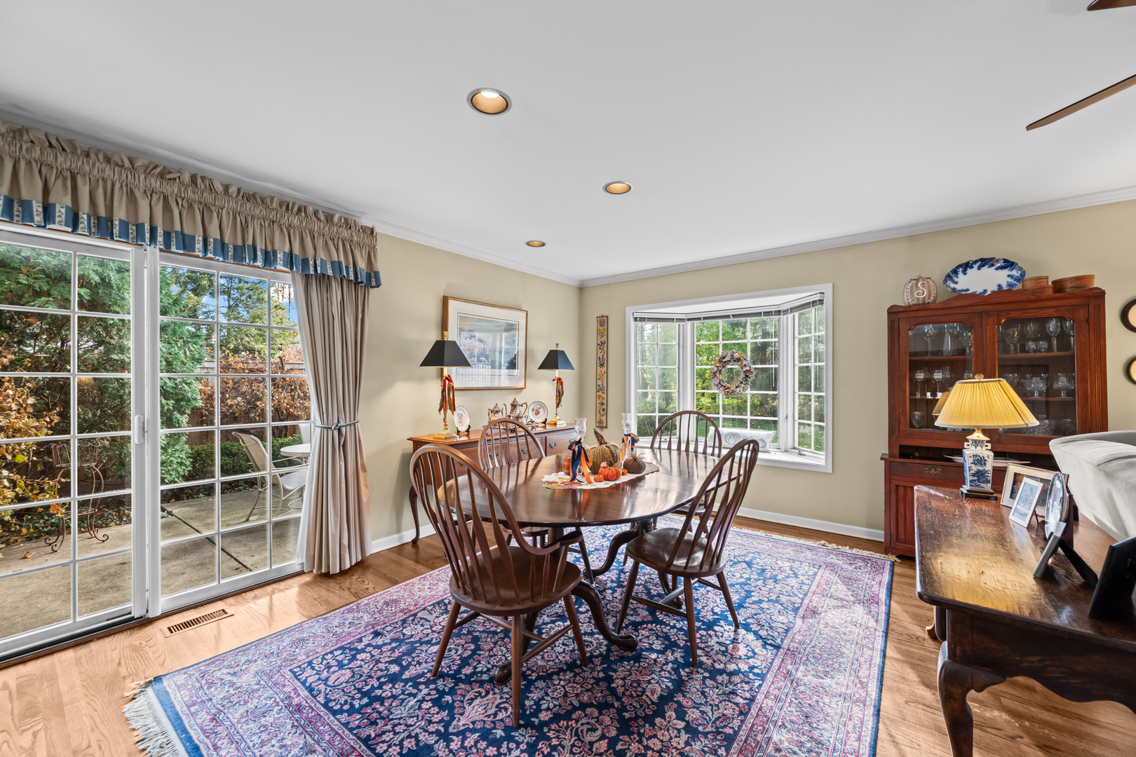 428 South Banbury Road Arlington Heights, IL 60005 - Photo 15 of 42