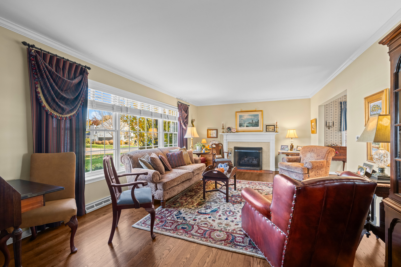 428 South Banbury Road Arlington Heights, IL 60005 - Photo 5 of 42