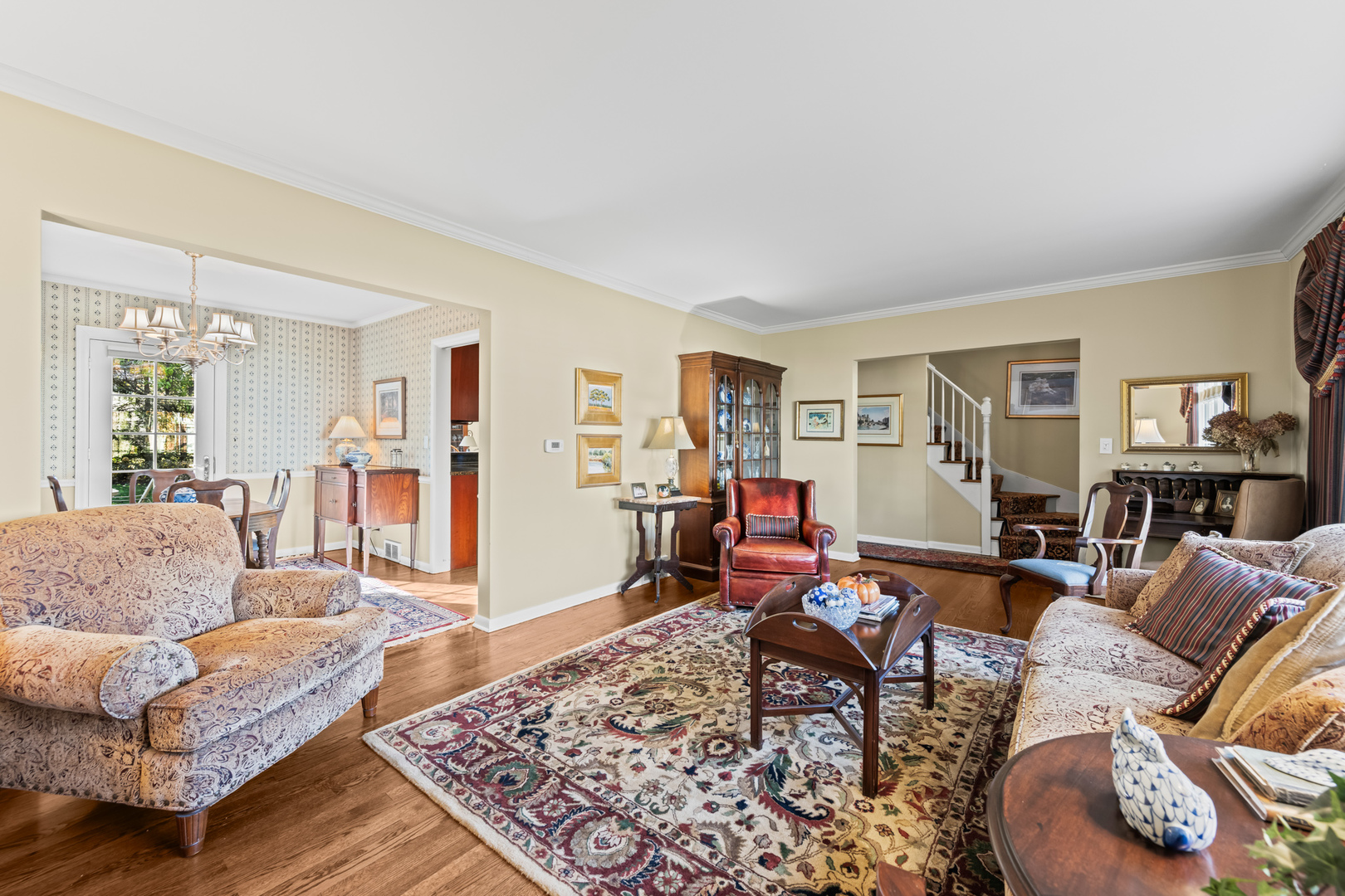 428 South Banbury Road Arlington Heights, IL 60005 - Photo 6 of 42