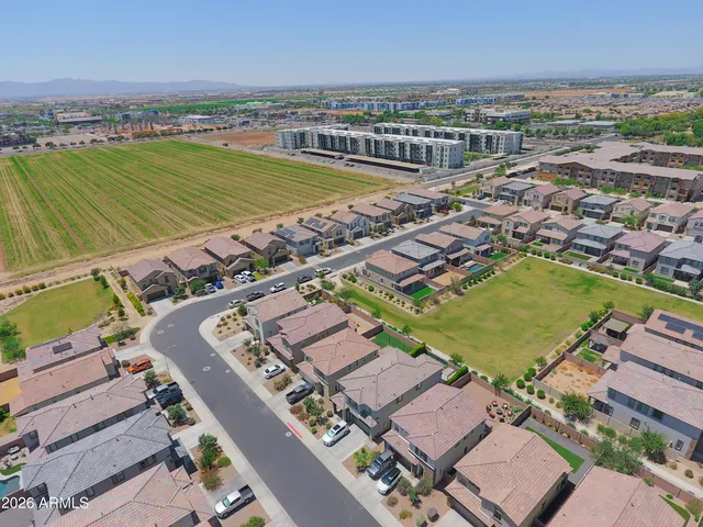 $2,900 | 8820 West Lamar Road, Glendale, AZ 85305