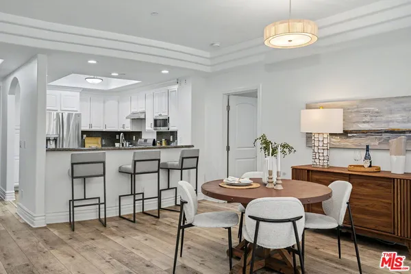 $1,029,000 | 12021 Guerin Street, Unit 102, Studio City, CA 91604