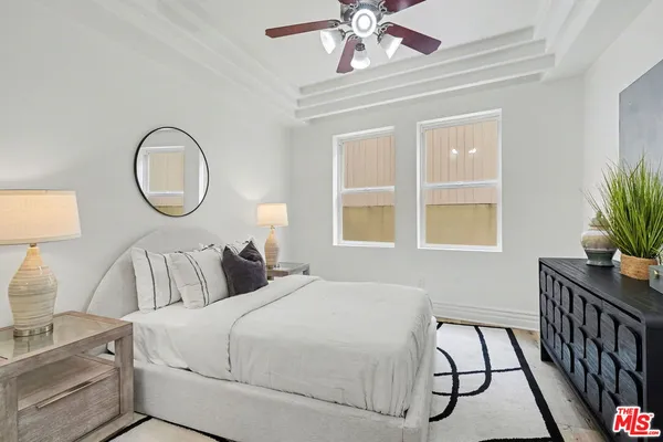 $1,029,000 | 12021 Guerin Street, Unit 102, Studio City, CA 91604