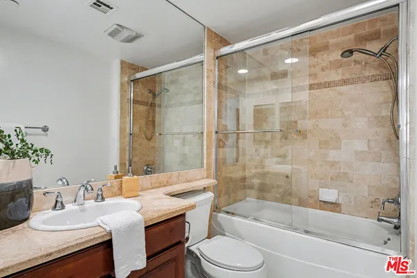 $1,029,000 | 12021 Guerin Street, Unit 102, Studio City, CA 91604