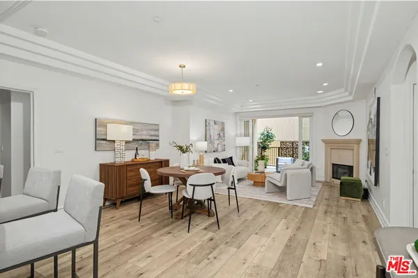 $1,029,000 | 12021 Guerin Street, Unit 102, Studio City, CA 91604