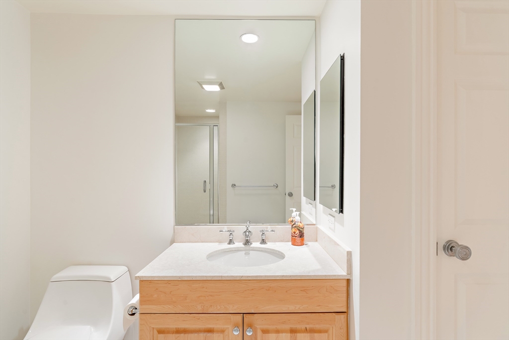 10 Bowdoin Street, Unit 304 Boston, MA 02114 - Photo 15 of 16