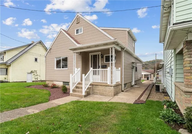 $189,900 | 1513 5th Avenue, Ford City, PA 16226