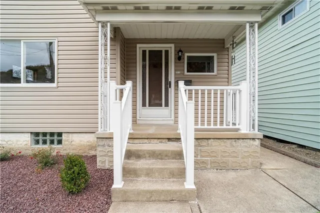 $189,900 | 1513 5th Avenue, Ford City, PA 16226