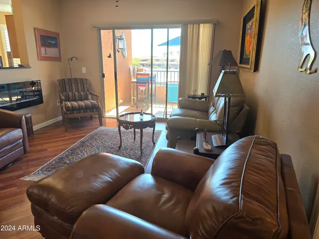 $260,000 | 14950 West Mountain View Boulevard, Unit 7212, Surprise, AZ 85374