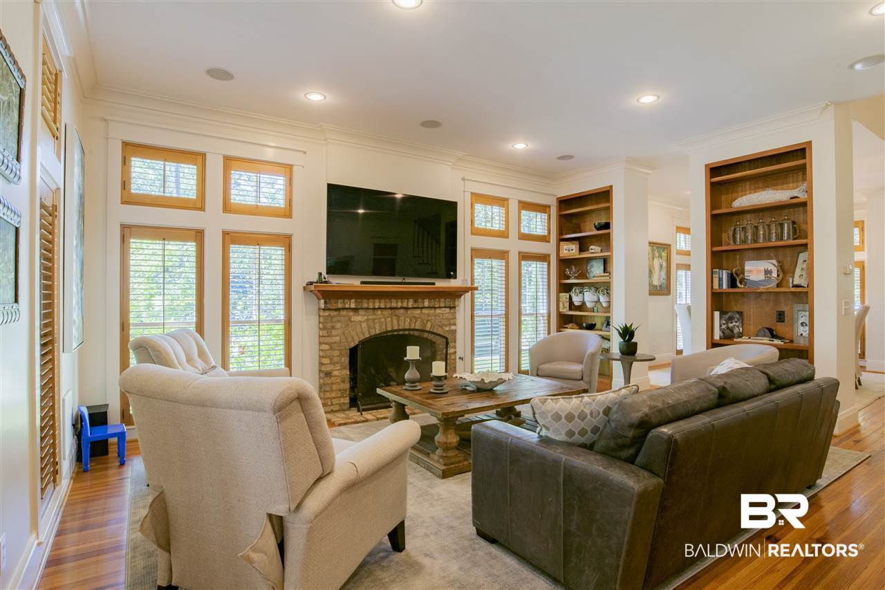 100 Morphy Avenue Fairhope, AL 36532 - Photo 9 of 38