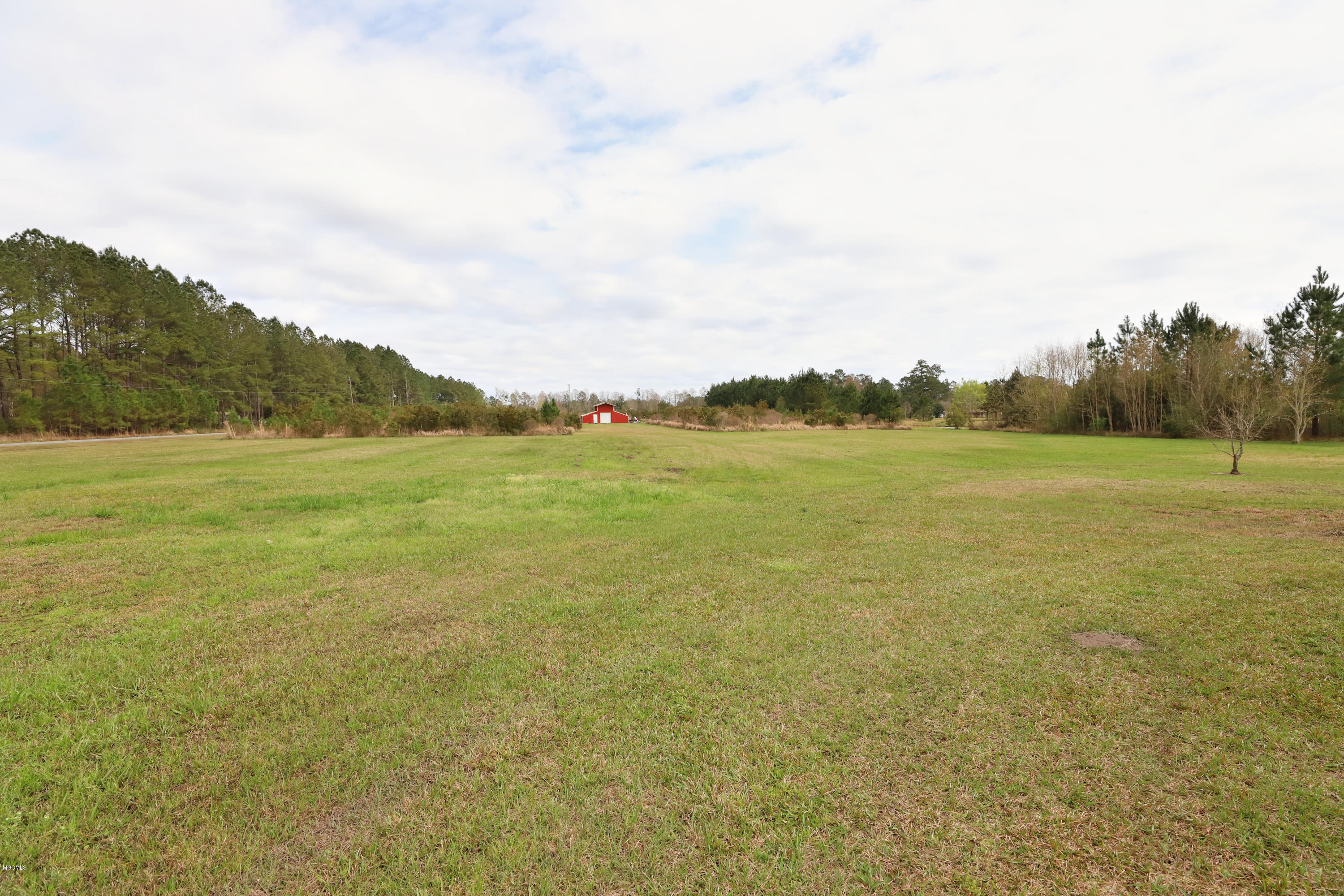 17920 Rayford Shumock Road Moss Point, MS 39562 - Photo 26 of 26 Yard