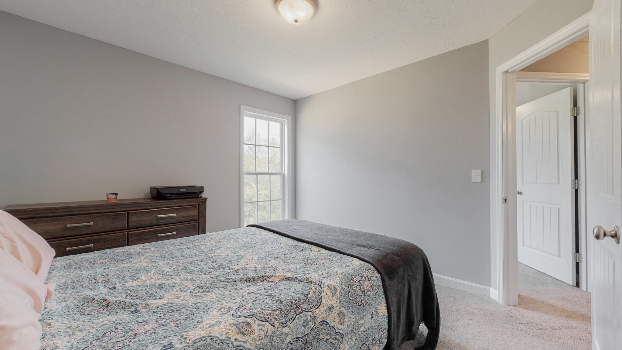 10 South Howard Fitch Road Fayetteville, TN 37334 - Photo 35 of 40 a bedroom with a bed and a window