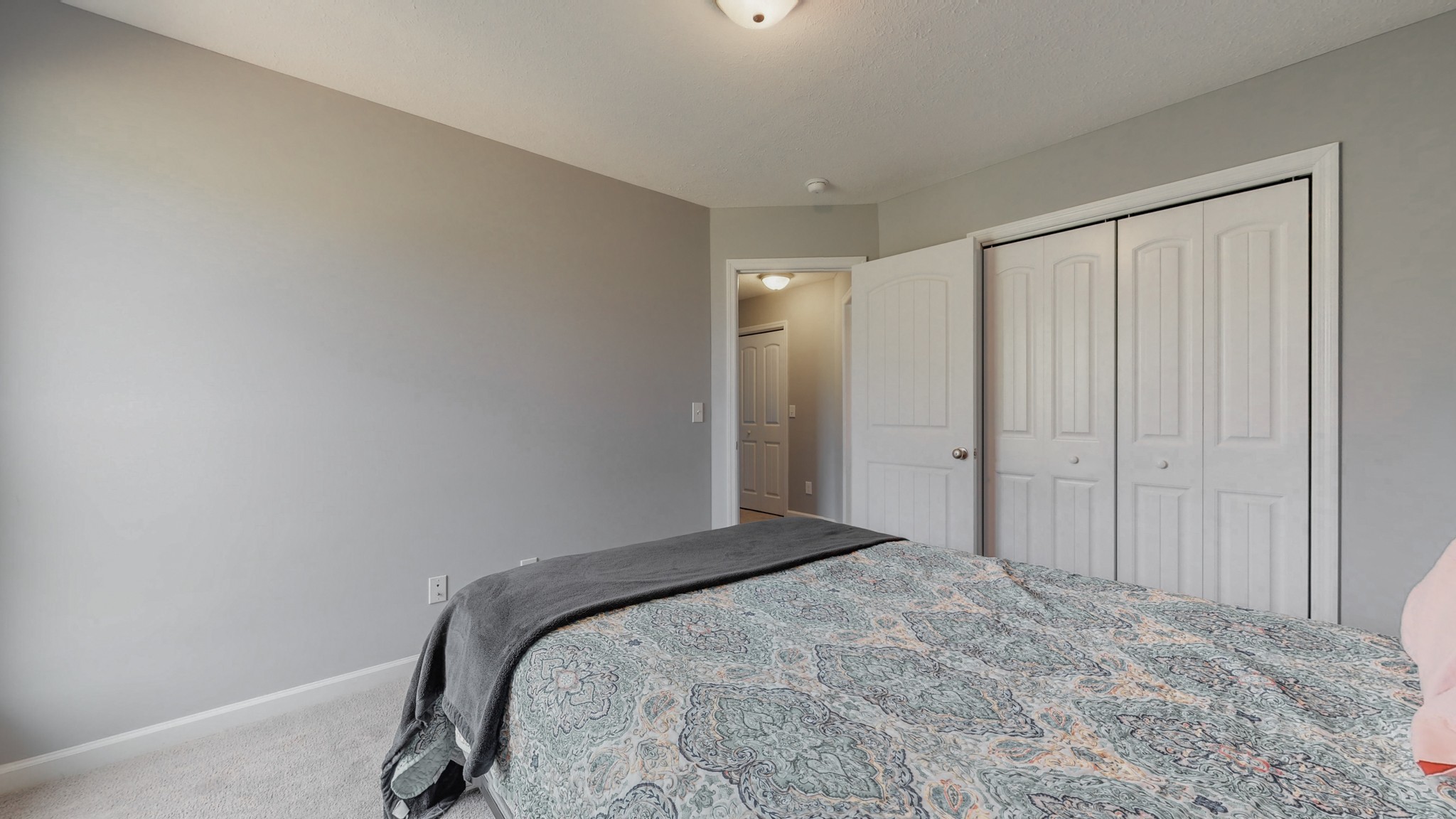 10 South Howard Fitch Road Fayetteville, TN 37334 - Photo 36 of 40 a bedroom with a bed and a shower