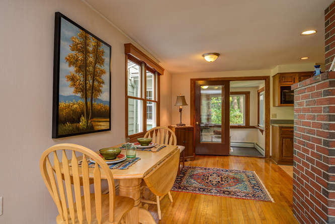 7 Todd Road Cape Elizabeth, ME 04107 - Photo 5 of 28 7 Todd Rd Cape Elizabeth ME-small-011-02