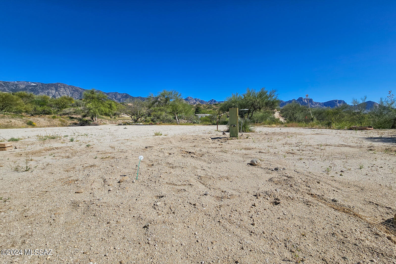 4465 East Silver Ranch Trail Tucson, AZ 85739 - Photo 14 of 27 a view of beach and mountain