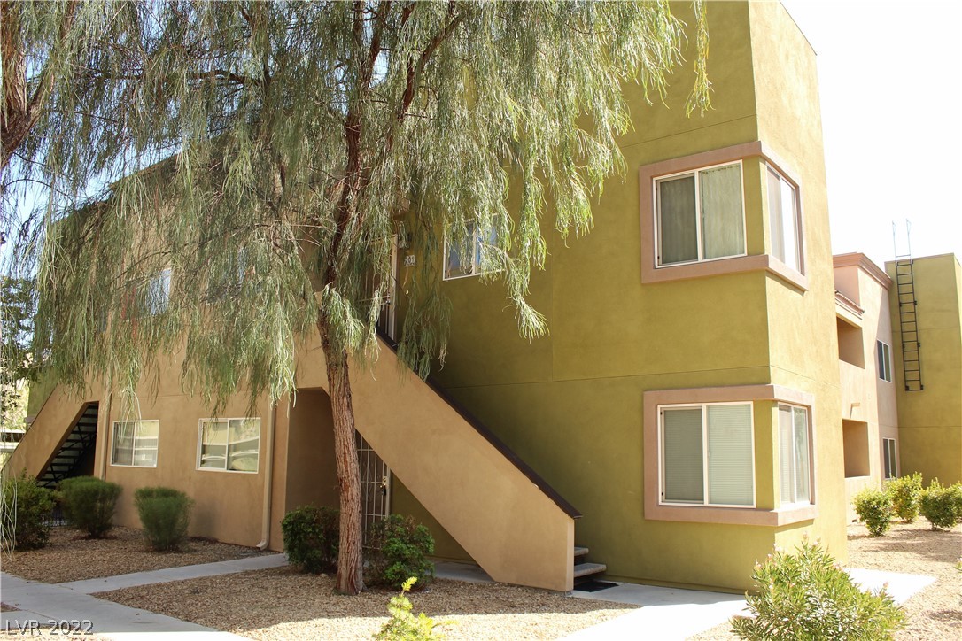 1838 North Decatur Boulevard, Unit 101 Las Vegas, NV 89108 - Photo 1 of 20