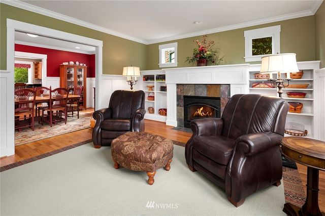 $1,110,000 | 4208 28th Place West, Seattle, WA 98199