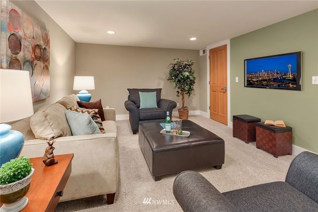 $1,110,000 | 4208 28th Place West, Seattle, WA 98199