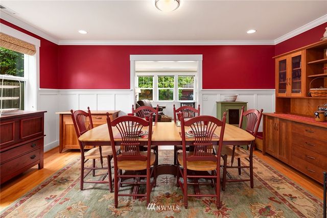 $1,110,000 | 4208 28th Place West, Seattle, WA 98199