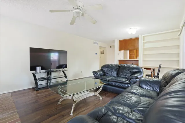 $99,000 | 10555 Turtlewood Court, Unit 2008, Houston, TX 77072